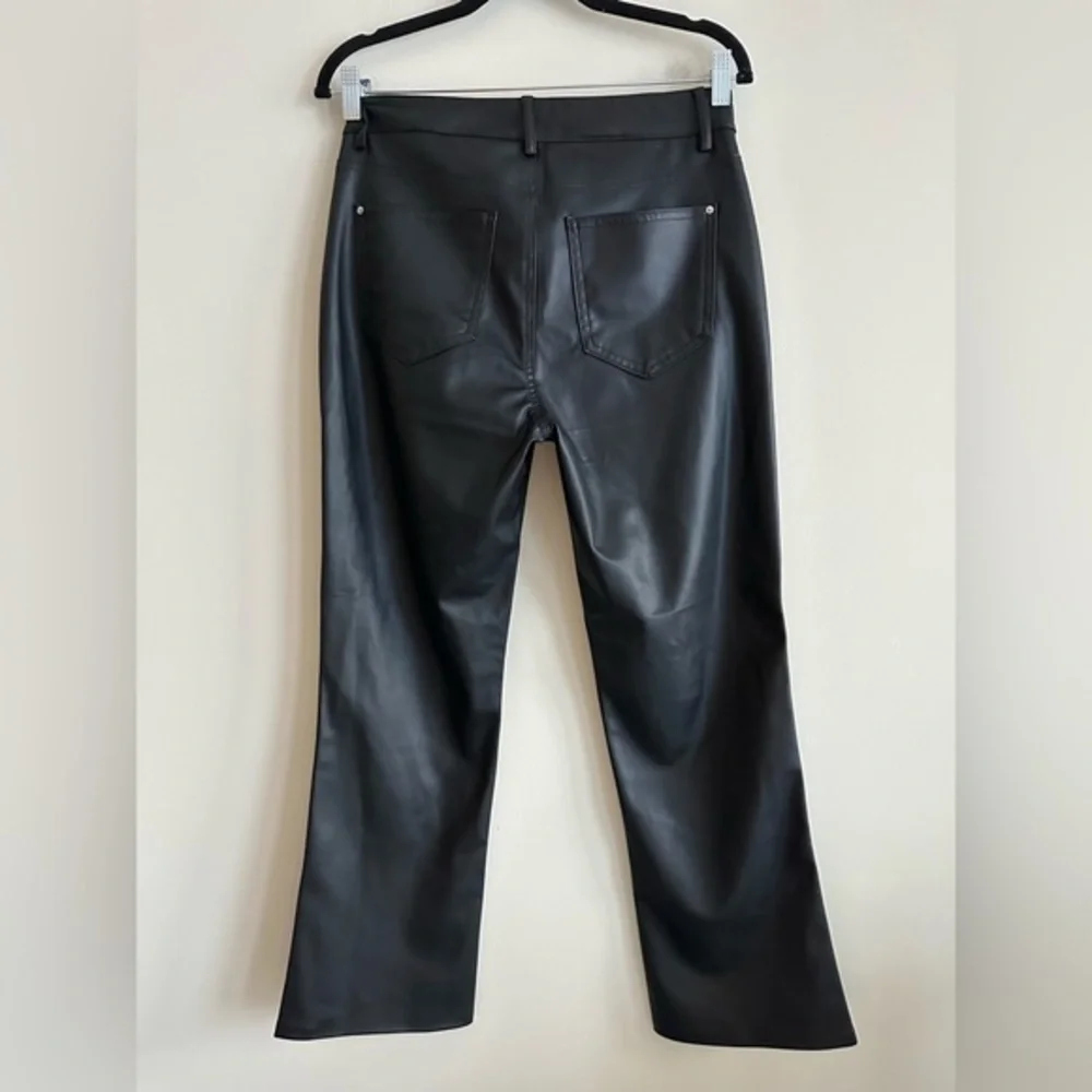 BLOGGERS FAVORITE NWT Zara Faux Leather Mini Flared Pants - Picture 14 of 15